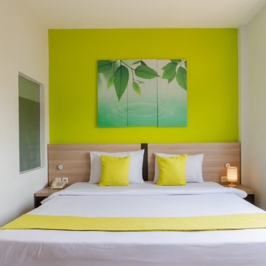 Kamar tipe deluxe di Fresh Hotel