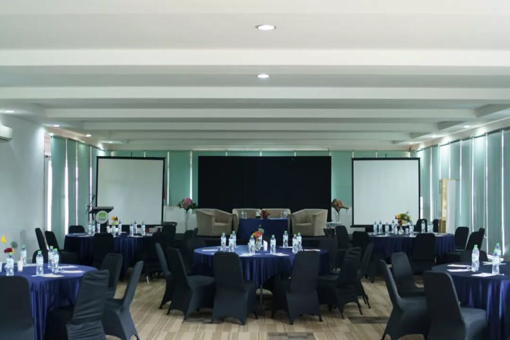 Akasia Ballroom di Fresh Hotel Sukabumi 1